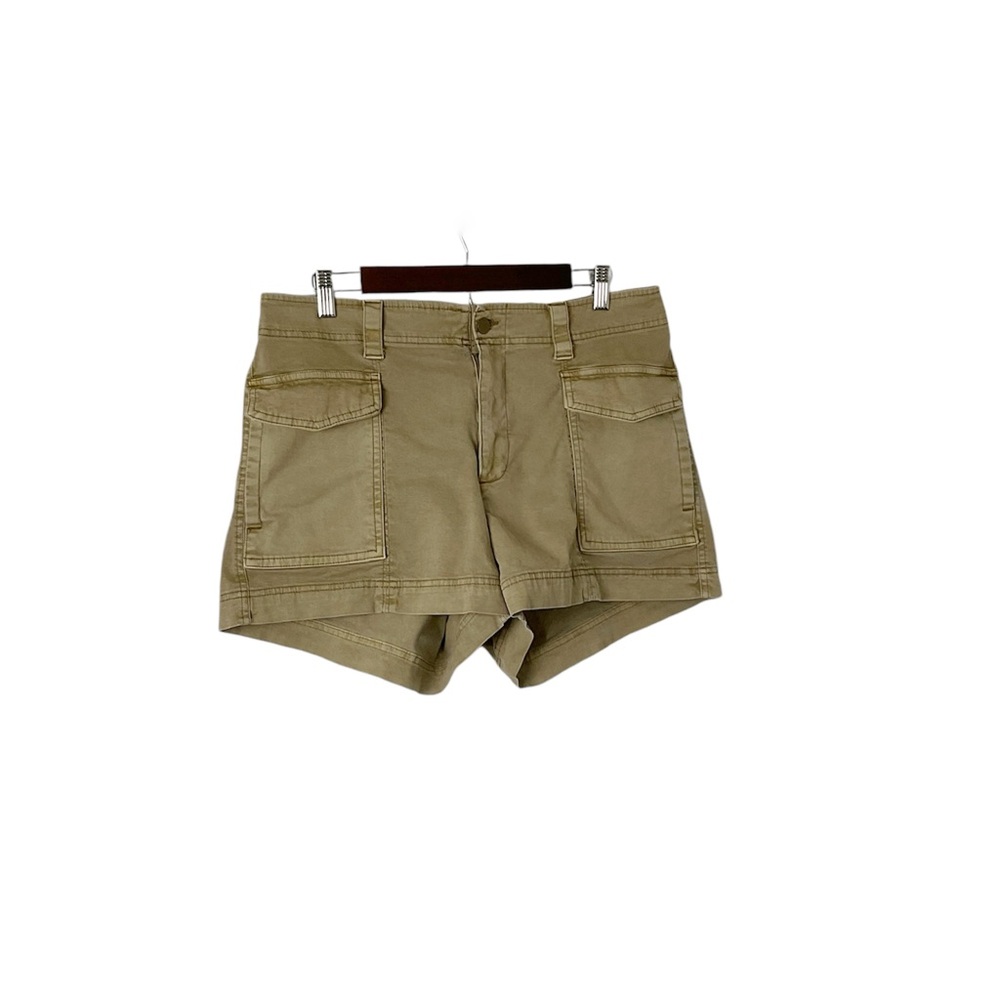 Old Navy Tan Cotton Blend Patch Pocket Shorts‎ Size Large